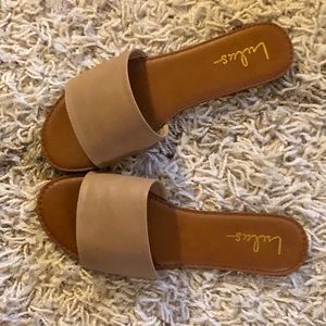 Lulus Addison Slides